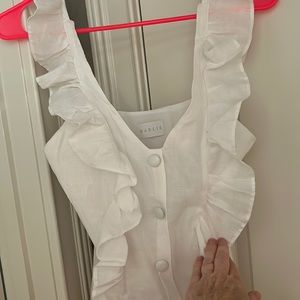 Karlie white size small linen dress. Excellent condition. Worn once to graduate